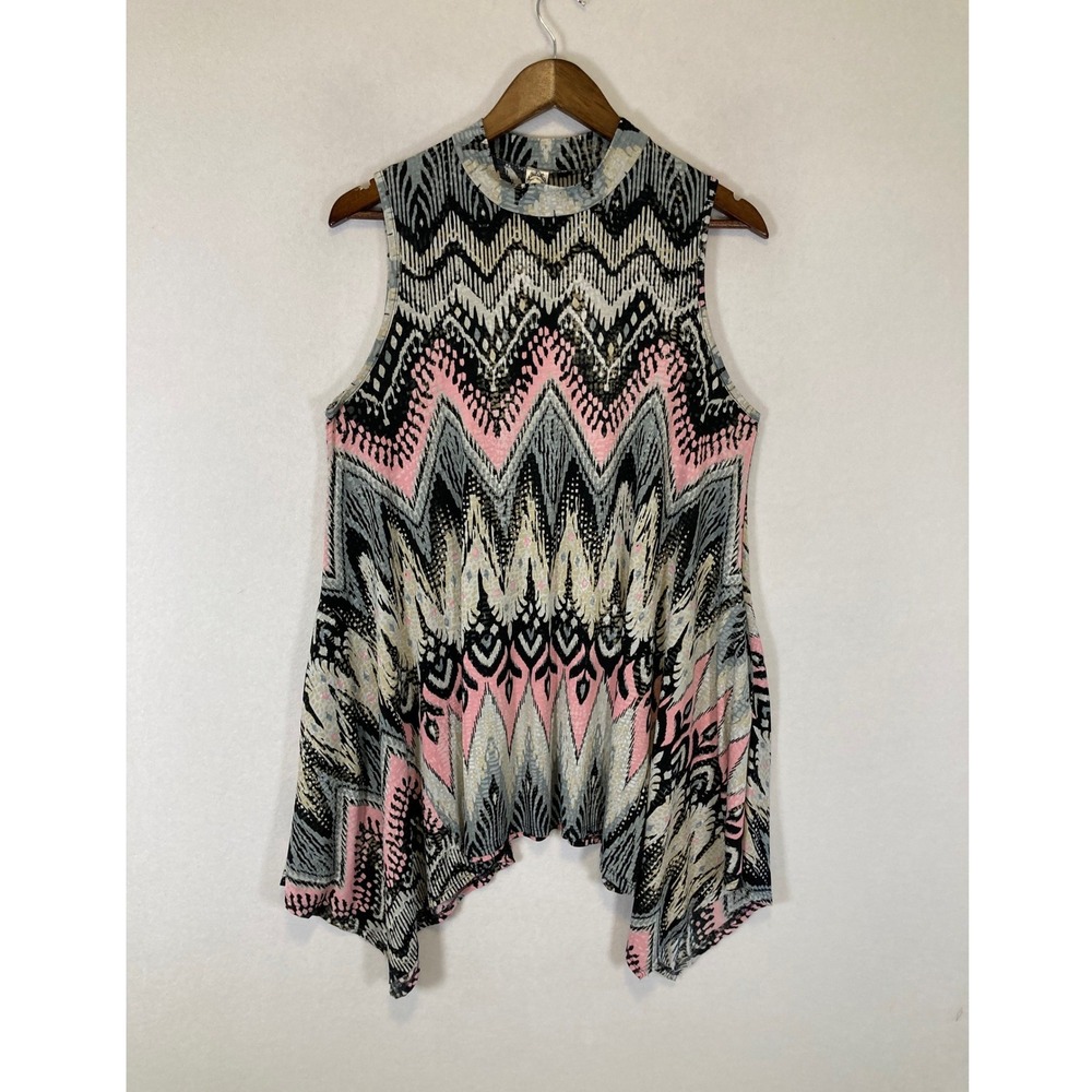 Boho Tribal Honeyme Women Sm Pink Grey Geometric Mock Neck Sharkbite Tunic‎ Top